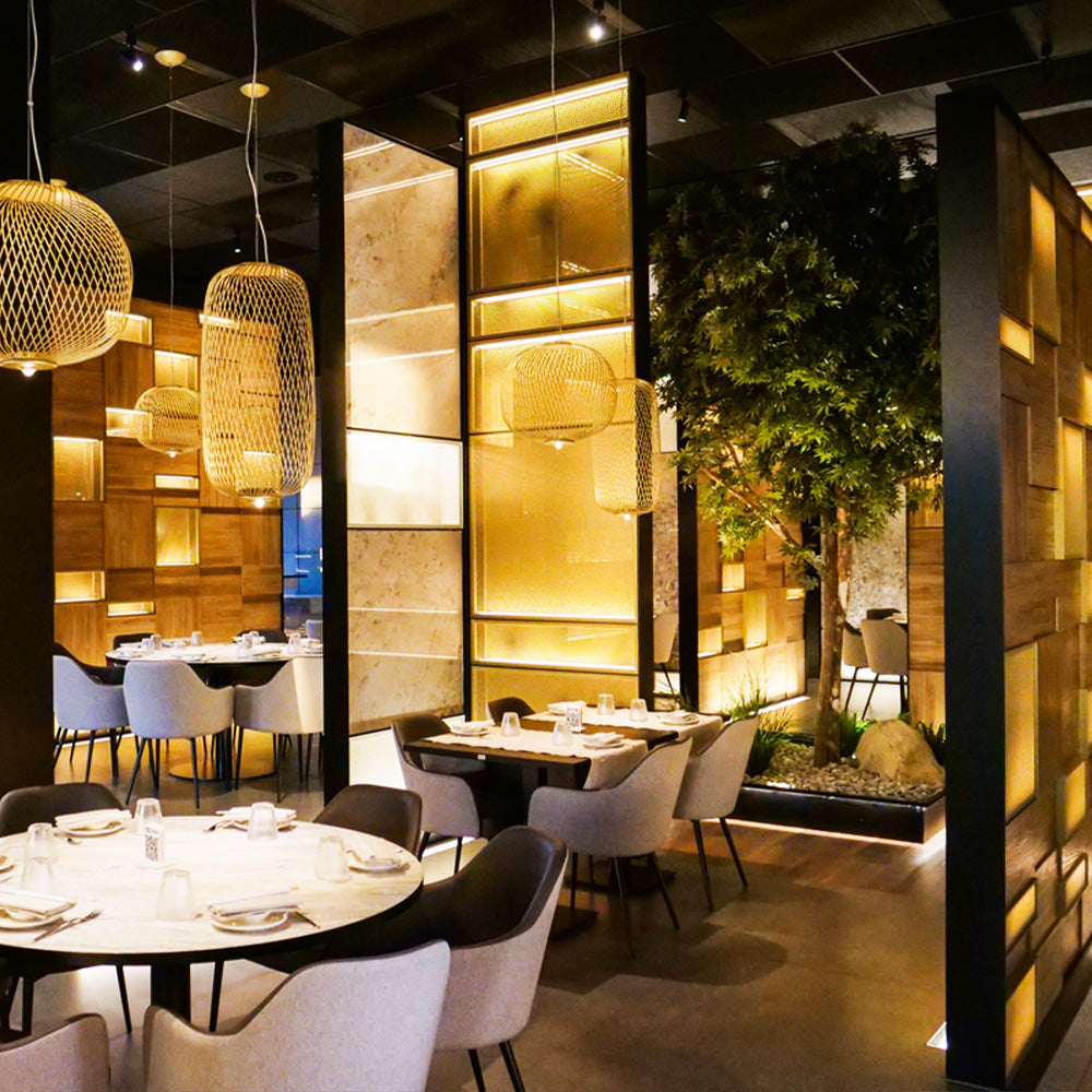 HUALIN Luxurious sintered stone dining tables, solid wood dining tables, dining chairs and comfortable booths. Customizable materials, colors and sizes