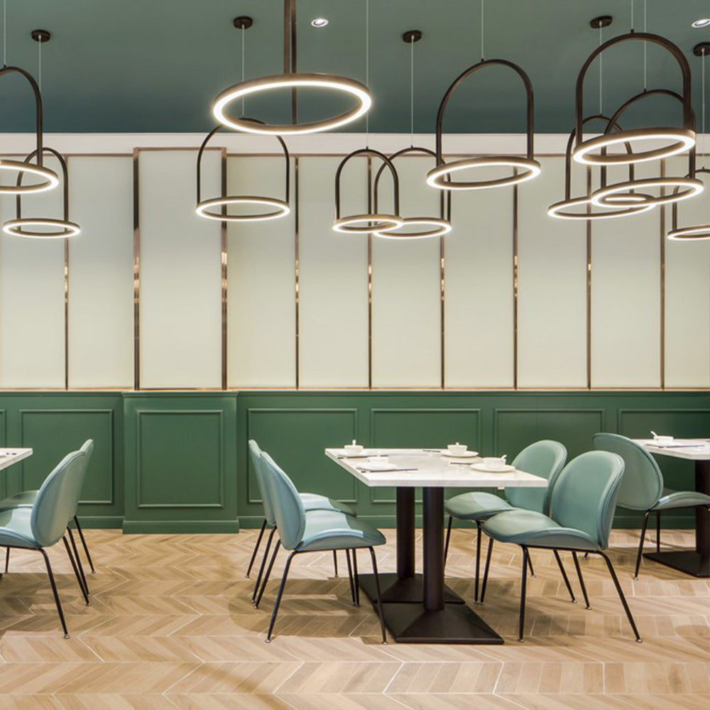 HUALIN Luxurious sintered stone dining tables, solid wood dining tables, dining chairs and comfortable booths. Customizable materials, colors and sizes