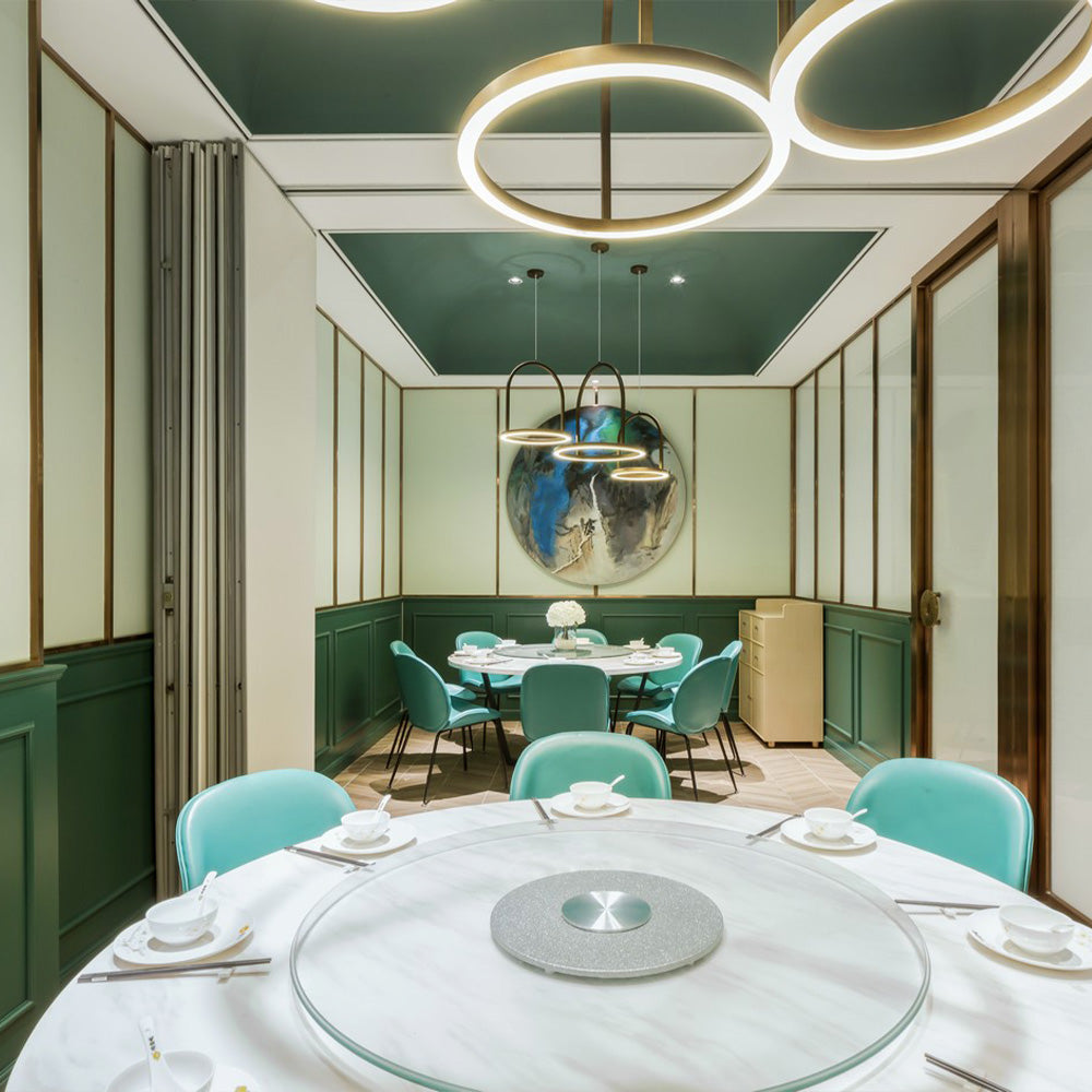 HUALIN Luxurious sintered stone dining tables, solid wood dining tables, dining chairs and comfortable booths. Customizable materials, colors and sizes