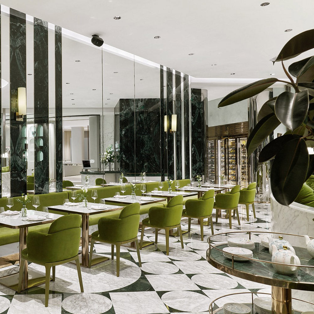 HUALIN Luxurious sintered stone dining tables, solid wood dining tables, dining chairs and comfortable booths. Customizable materials, colors and sizes