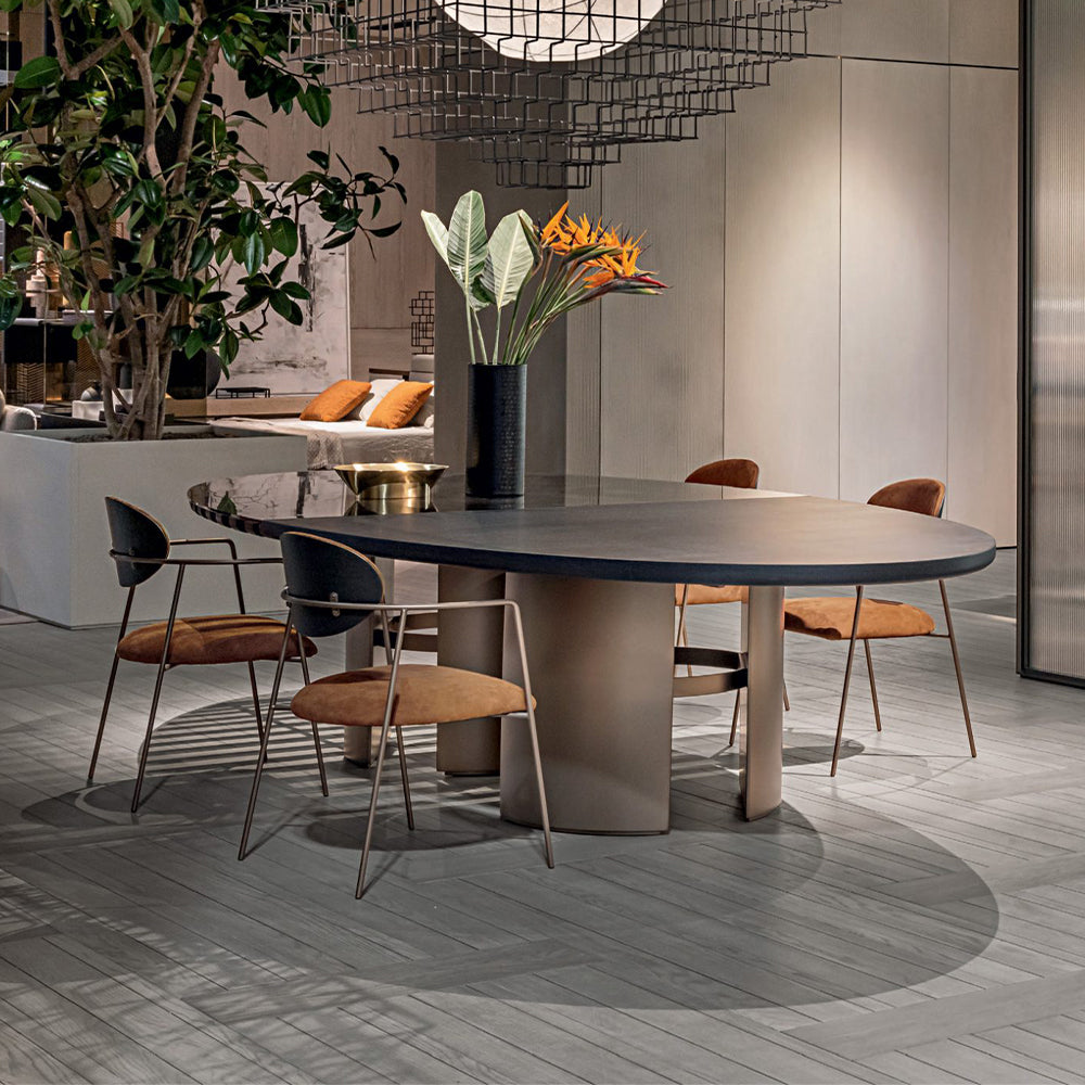 HUALIN High quality and comfortable chairs for hotels, theme restaurants and cafes, customizable colors, materials and sizes