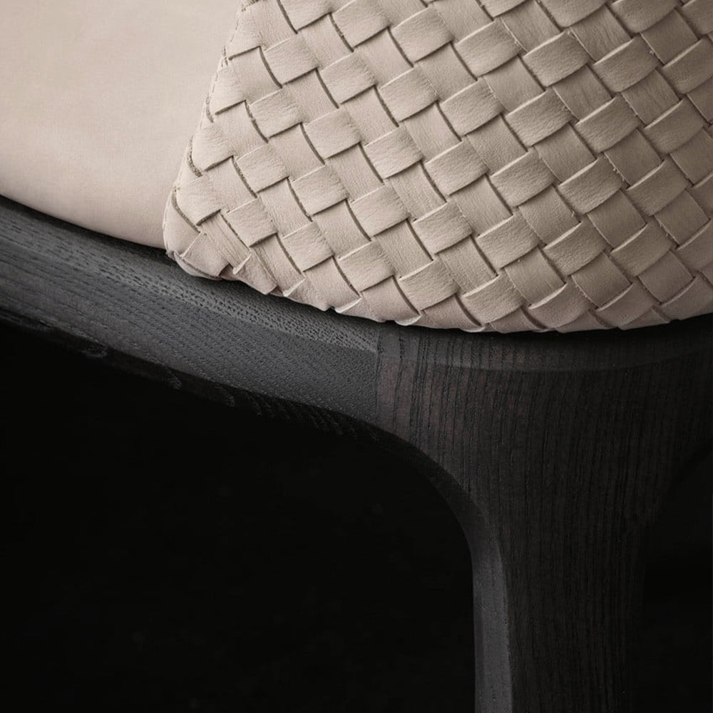HUALIN High quality and comfortable chairs for hotels, theme restaurants and cafes, customizable colors, materials and sizes