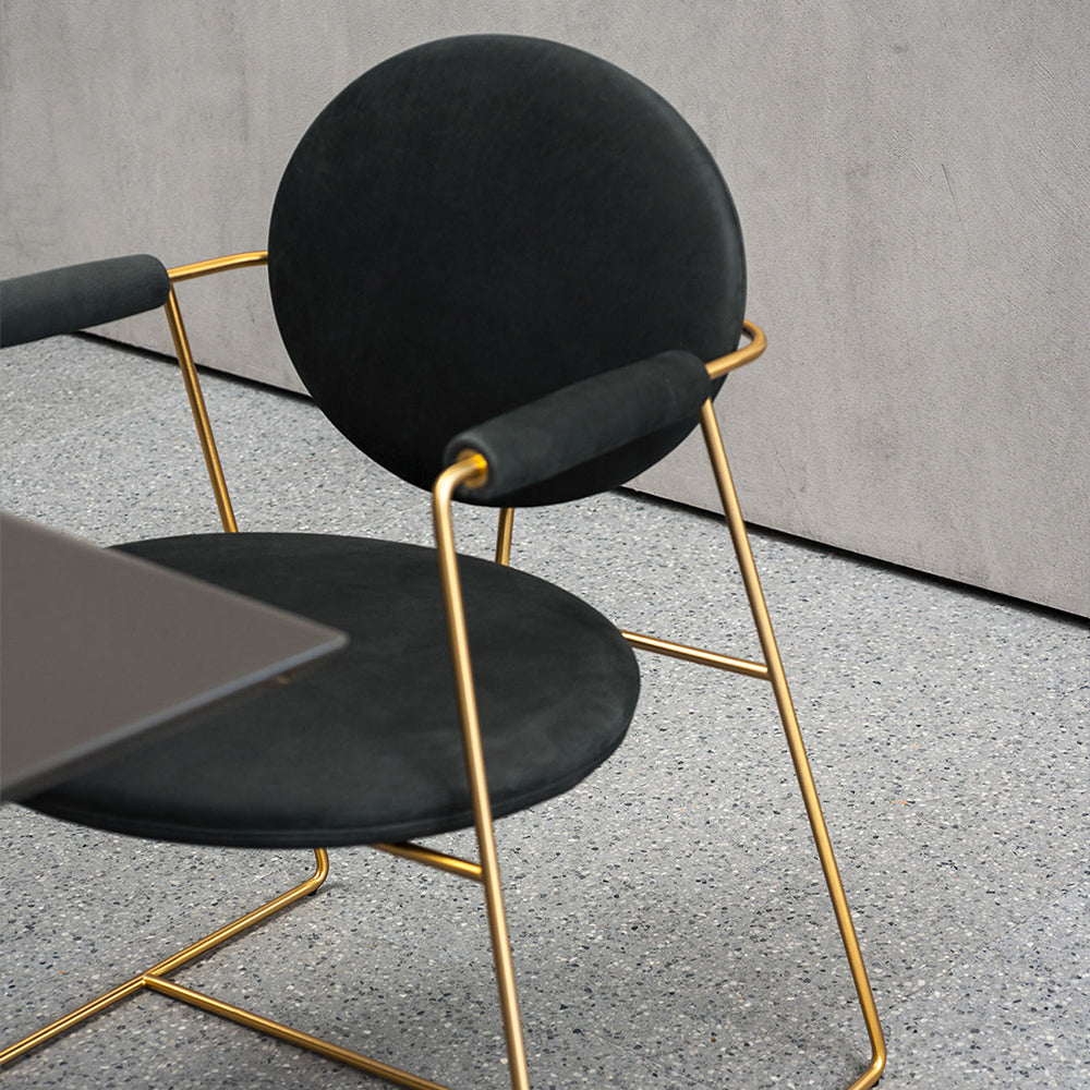 HUALIN High quality and comfortable chairs for hotels, theme restaurants and cafes, customizable colors, materials and sizes