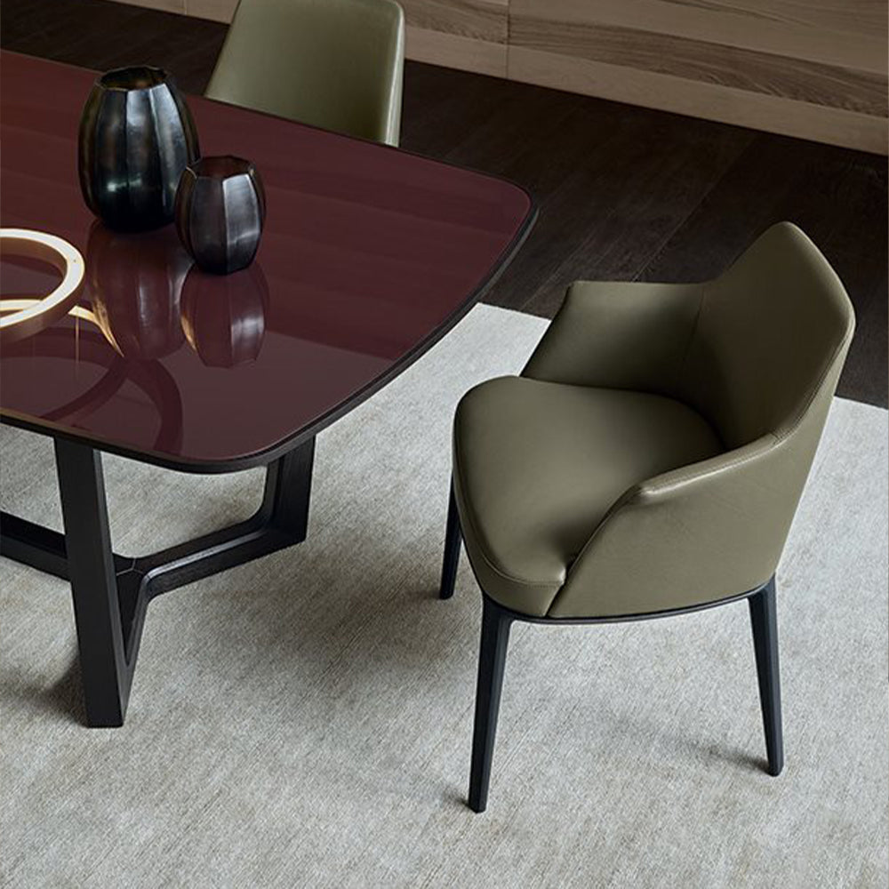 HUALIN High quality and comfortable chairs for hotels, theme restaurants and cafes, customizable colors, materials and sizes
