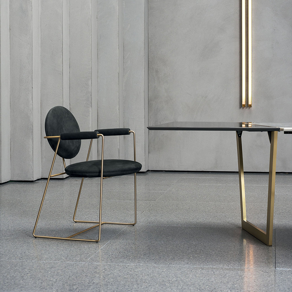 HUALIN High quality and comfortable chairs for hotels, theme restaurants and cafes, customizable colors, materials and sizes