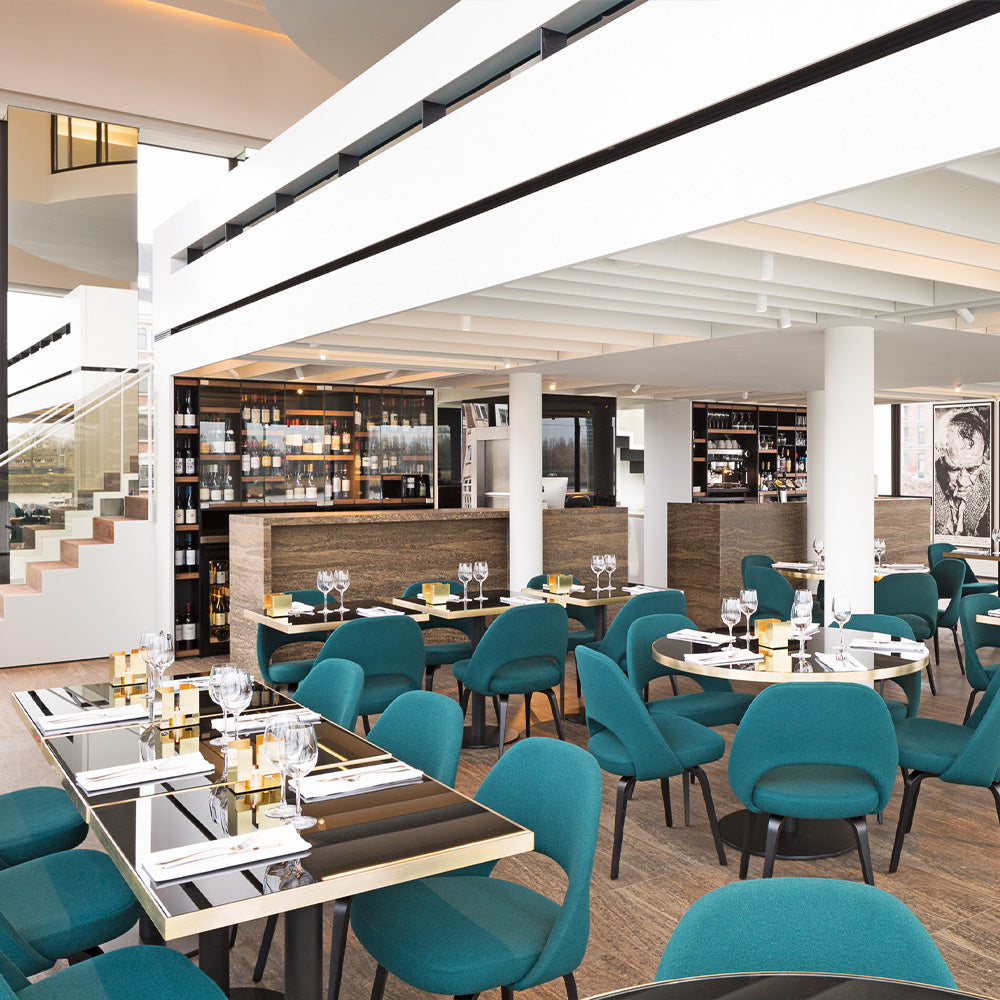 HUALIN Luxurious sintered stone dining tables, solid wood dining tables, dining chairs and comfortable booths. Customizable materials, colors and sizes