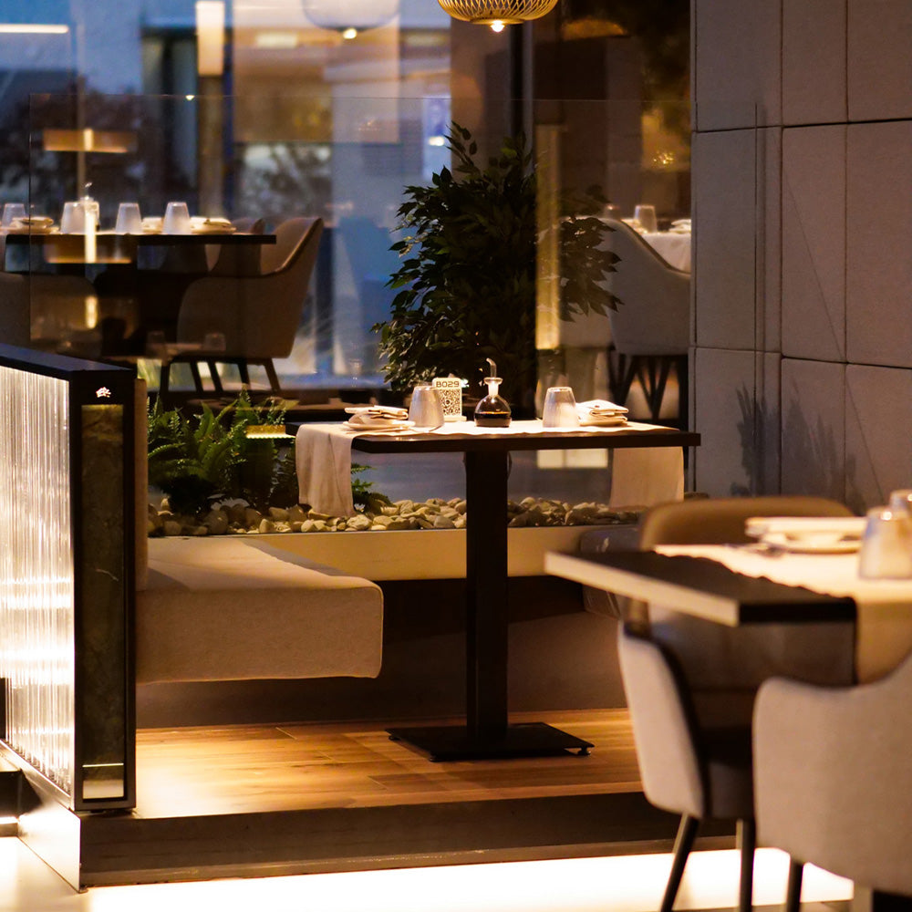 HUALIN Luxurious sintered stone dining tables, solid wood dining tables, dining chairs and comfortable booths. Customizable materials, colors and sizes