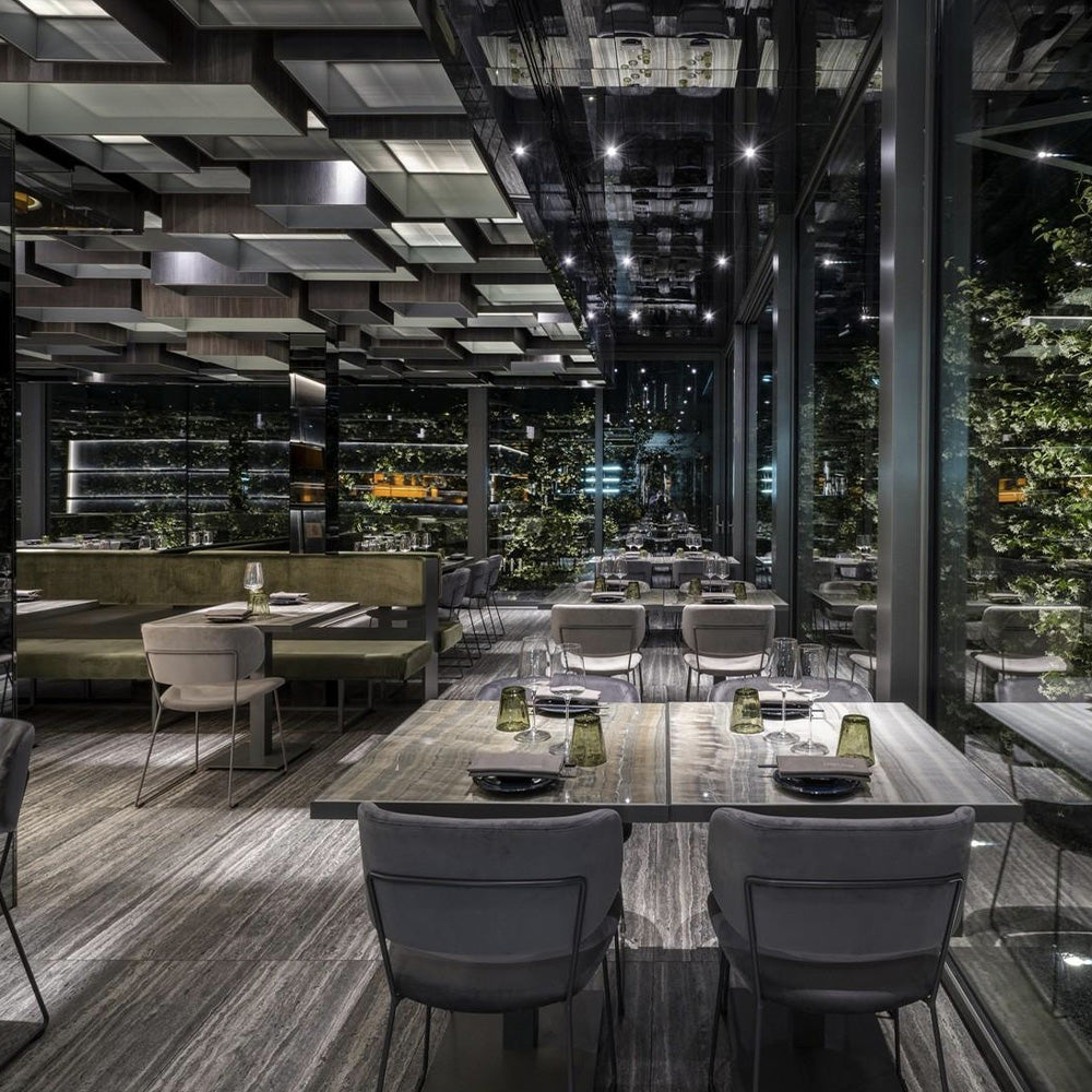 HUALIN Luxurious sintered stone dining tables, solid wood dining tables, dining chairs and comfortable booths. Customizable materials, colors and sizes