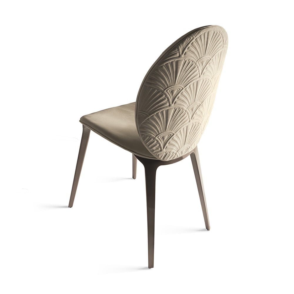 HUALIN High quality and comfortable chairs for hotels, theme restaurants and cafes, customizable colors, materials and sizes