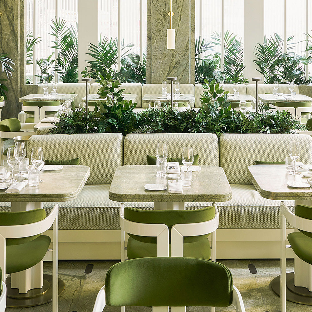 HUALIN Luxurious sintered stone dining tables, solid wood dining tables, dining chairs and comfortable booths. Customizable materials, colors and sizes