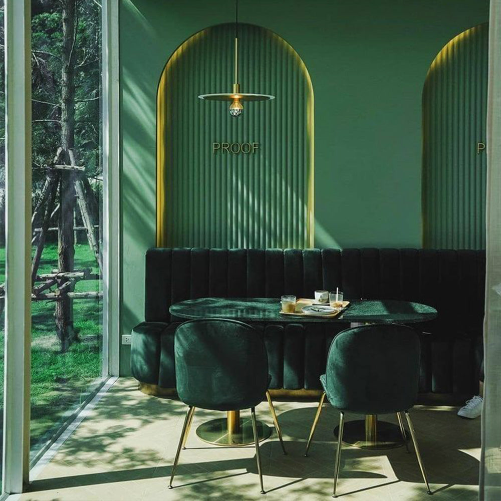 HUALIN Luxurious sintered stone dining tables, solid wood dining tables, dining chairs and comfortable booths. Customizable materials, colors and sizes
