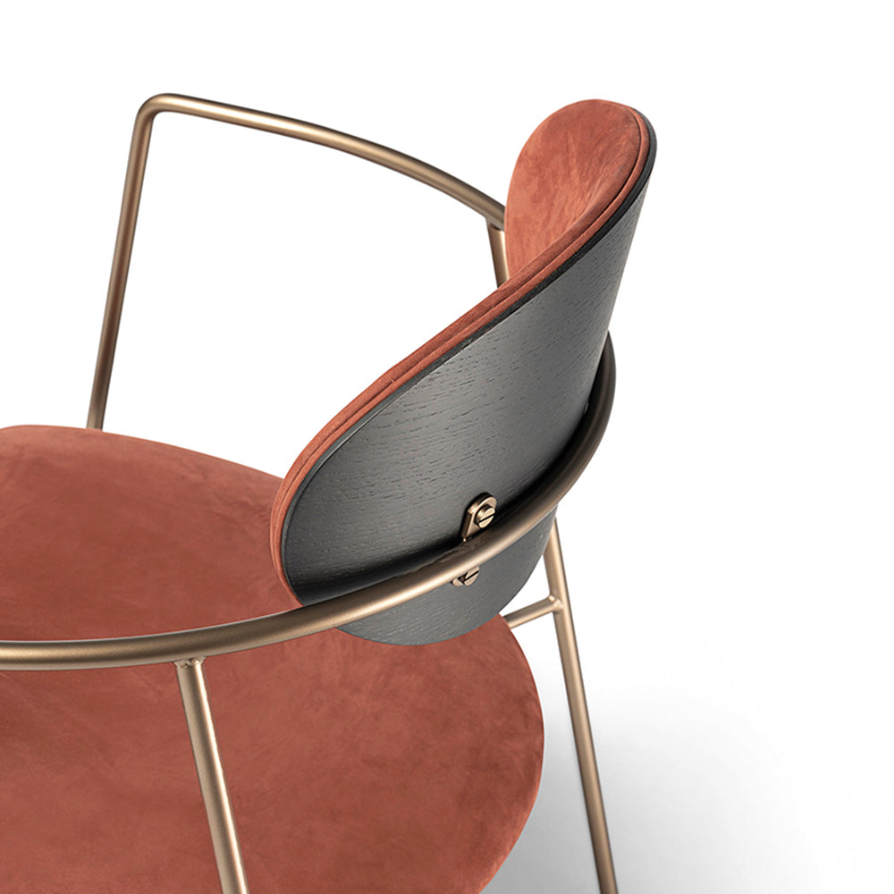 HUALIN High quality and comfortable chairs for hotels, theme restaurants and cafes, customizable colors, materials and sizes