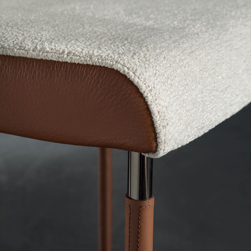 HUALIN High quality and comfortable chairs for hotels, theme restaurants and cafes, customizable colors, materials and sizes