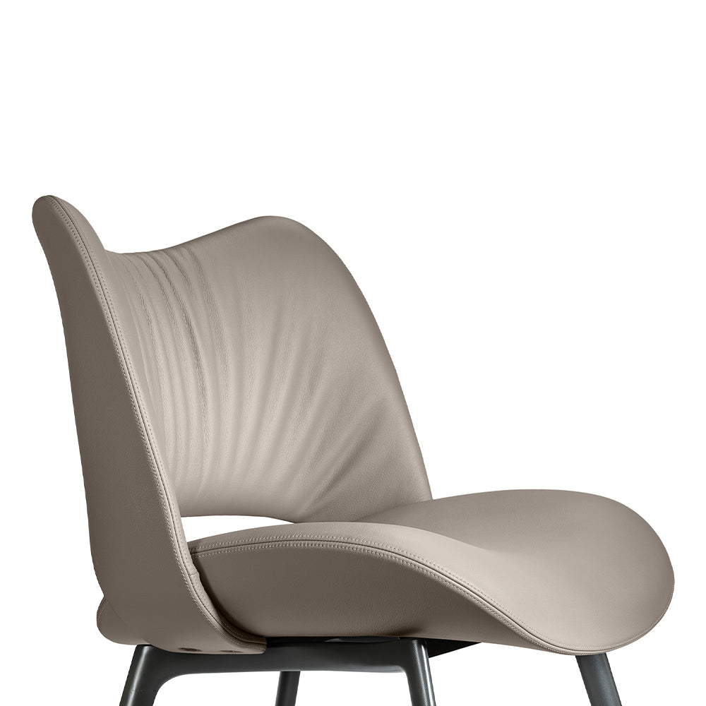 HUALIN High quality and comfortable chairs for hotels, theme restaurants and cafes, customizable colors, materials and sizes