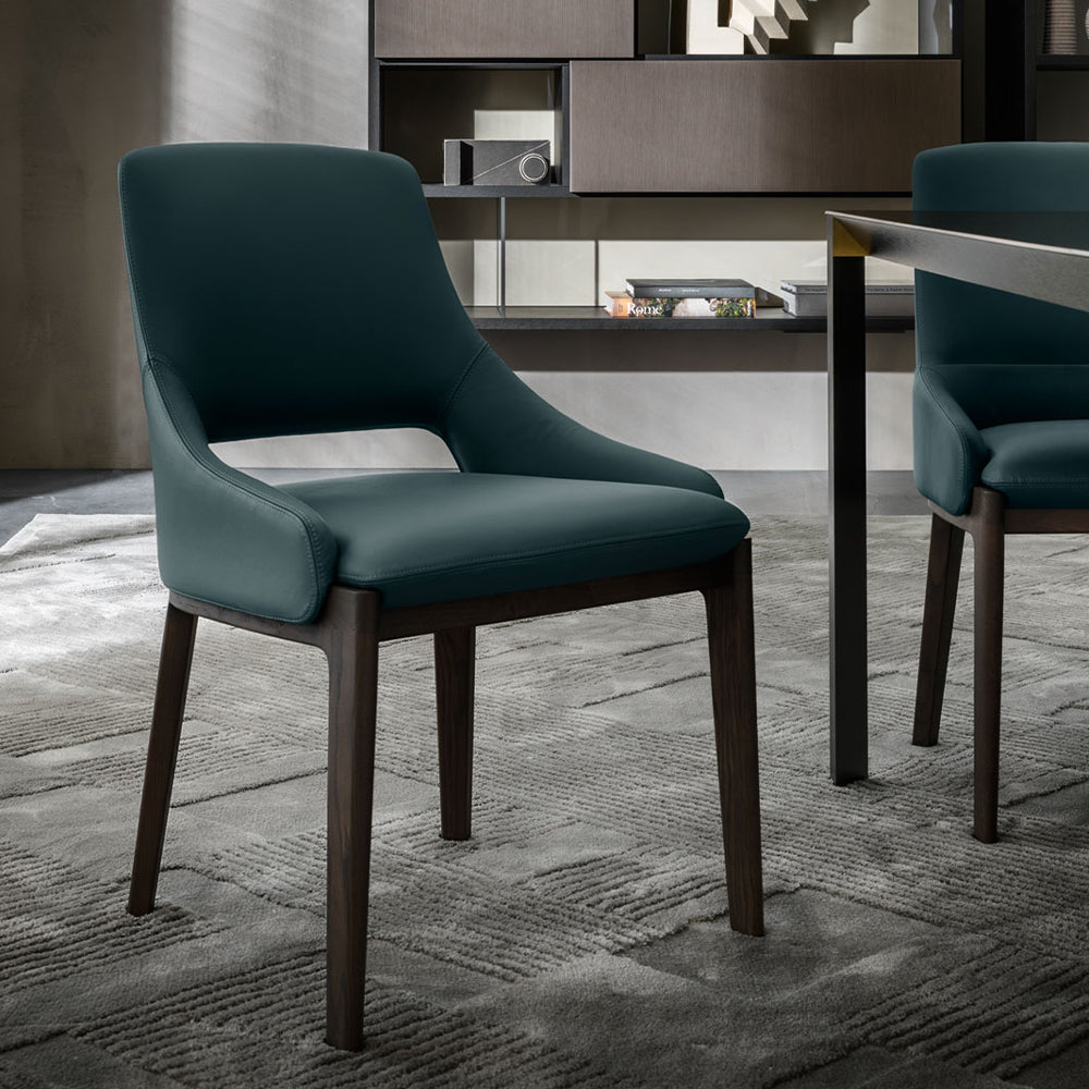 HUALIN High quality and comfortable chairs for hotels, theme restaurants and cafes, customizable colors, materials and sizes