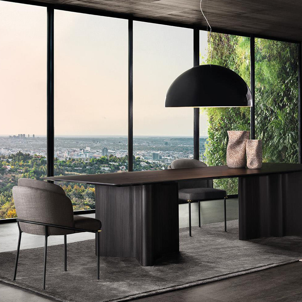 HUALIN High quality and comfortable chairs for hotels, theme restaurants and cafes, customizable colors, materials and sizes