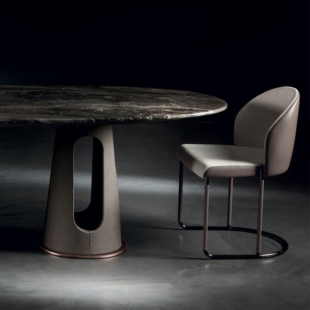 HUALIN High quality and comfortable chairs for hotels, theme restaurants and cafes, customizable colors, materials and sizes
