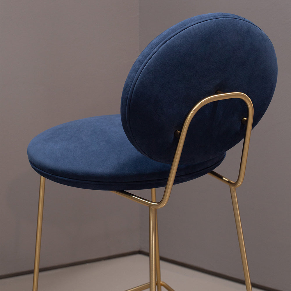 HUALIN High quality and comfortable chairs for hotels, theme restaurants and cafes, customizable colors, materials and sizes