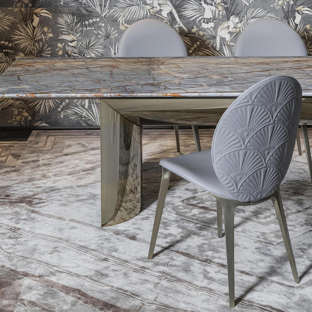 HUALIN High quality and comfortable chairs for hotels, theme restaurants and cafes, customizable colors, materials and sizes
