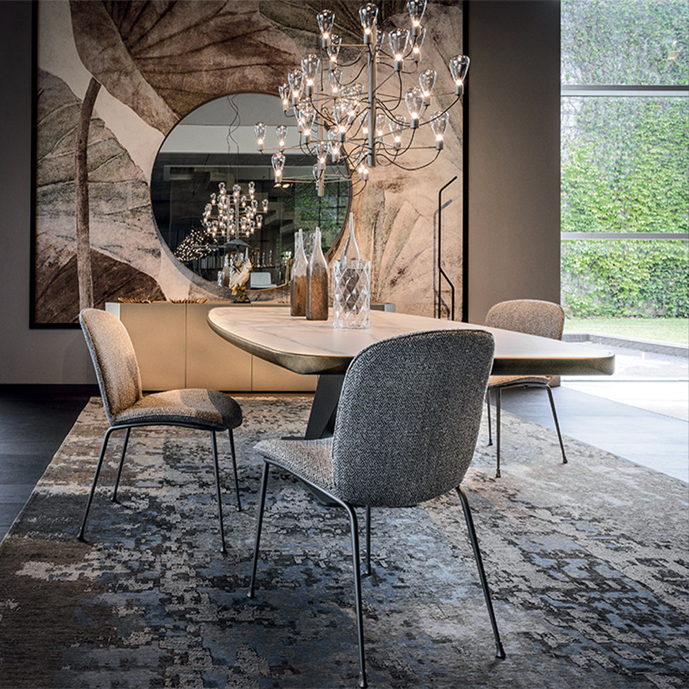 HUALIN High quality and comfortable chairs for hotels, theme restaurants and cafes, customizable colors, materials and sizes